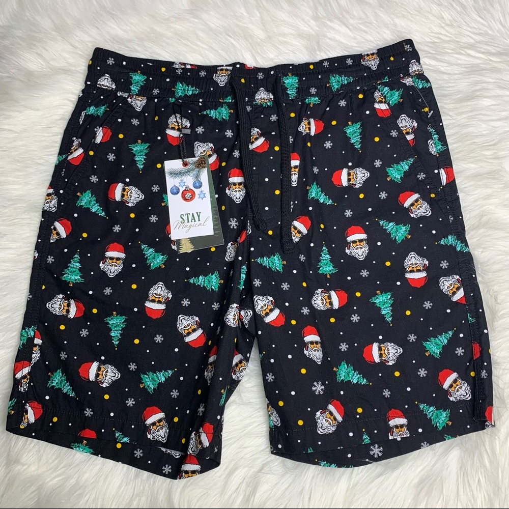 Denim and Flower Mens Black Santa and Tree Print Shorts